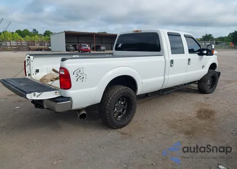 2014 Ford F250 Super Duty z USA, uszkodzony, nr VIN 1FT7W2BT8EEB80029